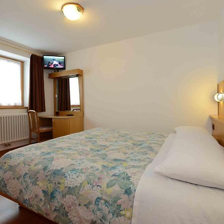 Hotel Stella Passo del Tonale Exteriér fotografie